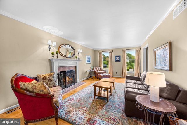 805 CHESTNUT GLEN GRTH, Baltimore, MD 21204