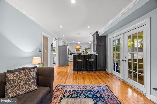 805 CHESTNUT GLEN GRTH, Baltimore, MD 21204