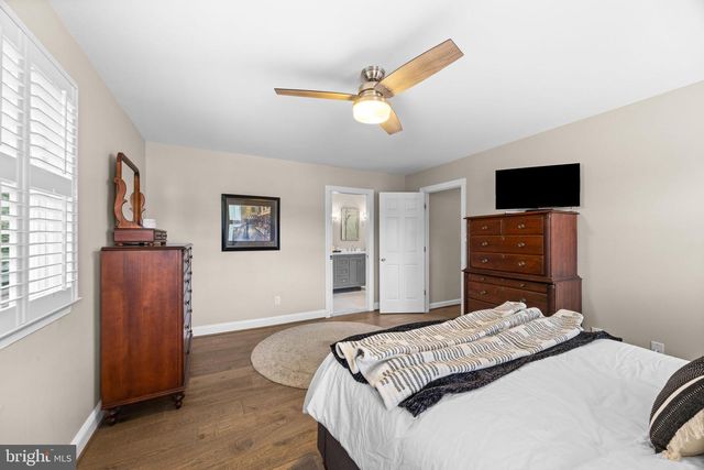 805 CHESTNUT GLEN GRTH, Baltimore, MD 21204
