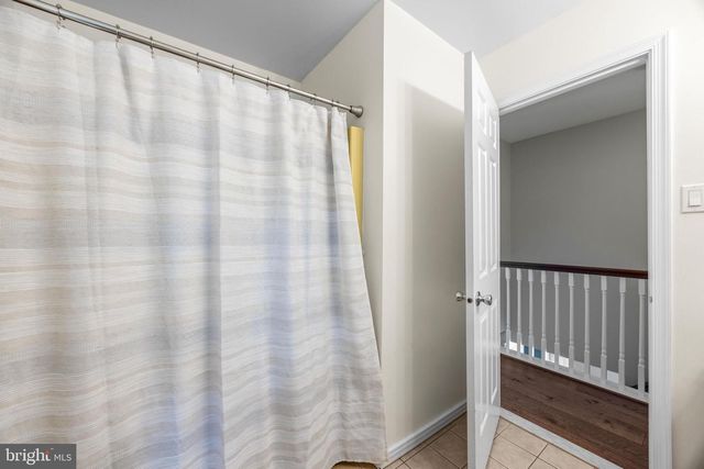 805 CHESTNUT GLEN GRTH, Baltimore, MD 21204
