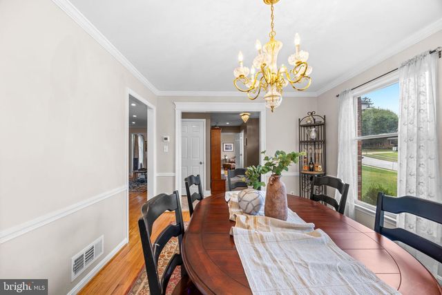 805 CHESTNUT GLEN GRTH, Baltimore, MD 21204