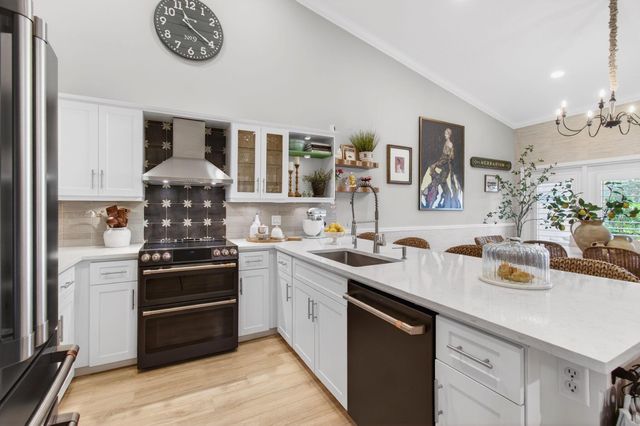 21400 Millbrook Court, Boca Raton, FL 33498