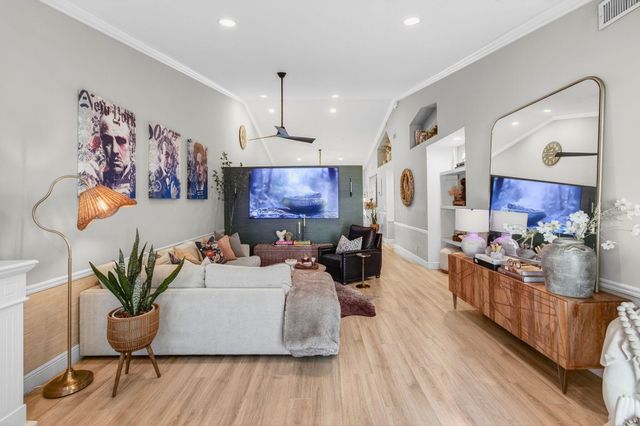 21400 Millbrook Court, Boca Raton, FL 33498