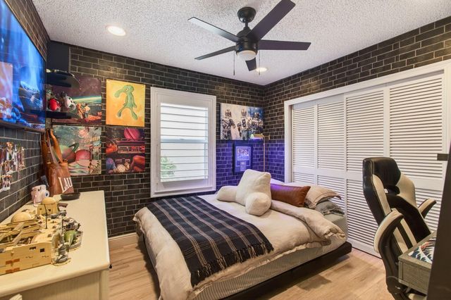 21400 Millbrook Court, Boca Raton, FL 33498