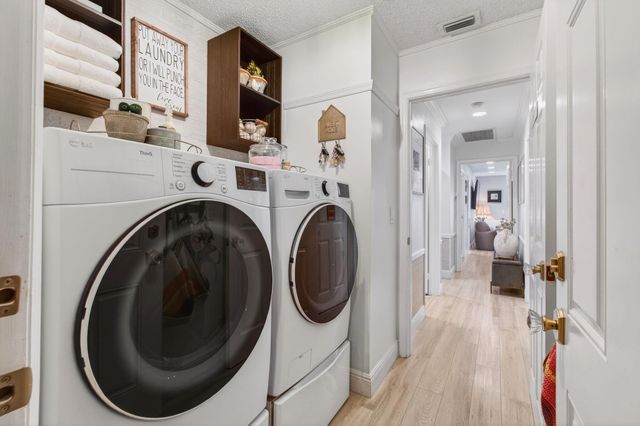 21400 Millbrook Court, Boca Raton, FL 33498