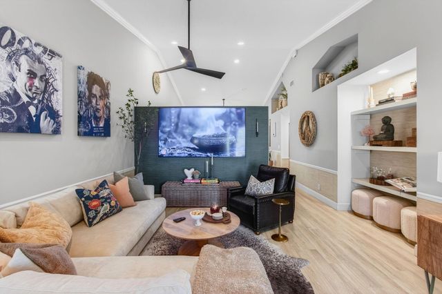 21400 Millbrook Court, Boca Raton, FL 33498