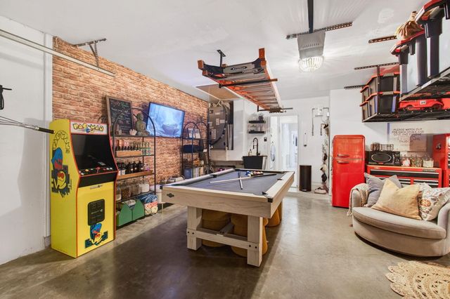 21400 Millbrook Court, Boca Raton, FL 33498