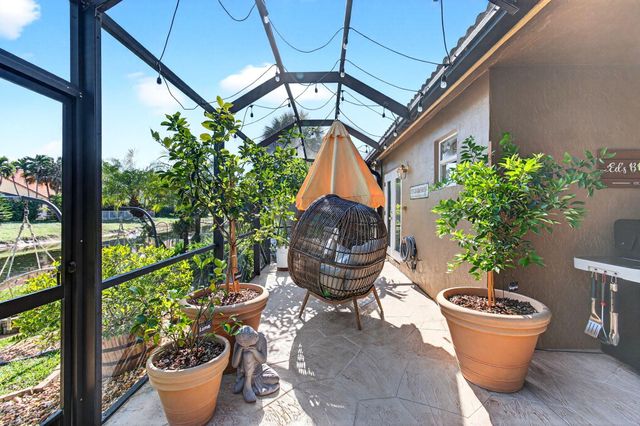 21400 Millbrook Court, Boca Raton, FL 33498