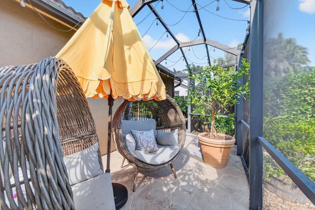 21400 Millbrook Court, Boca Raton, FL 33498