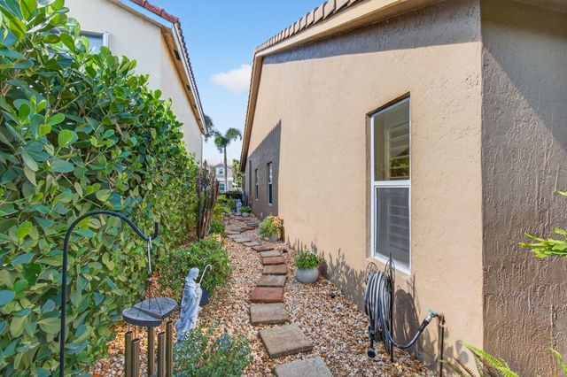 21400 Millbrook Court, Boca Raton, FL 33498