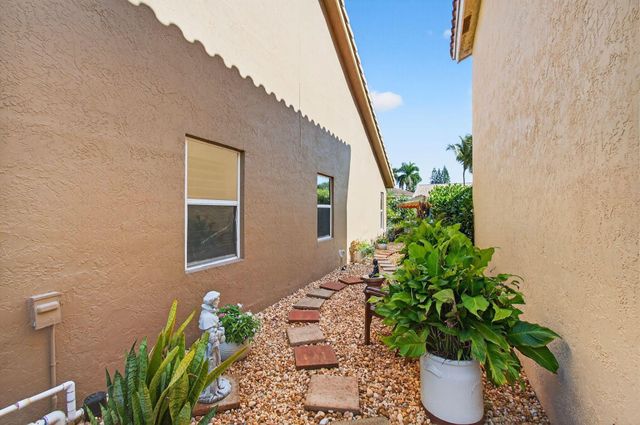 21400 Millbrook Court, Boca Raton, FL 33498