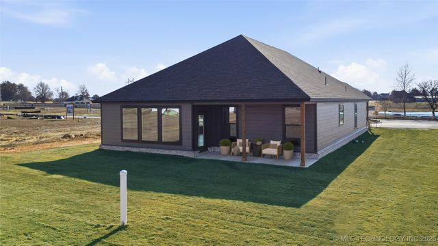 8500 E Galveston Street, Broken Arrow, OK 74014