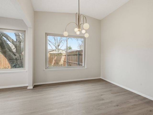 1826 Kingsbridge Drive, Garland, TX 75044