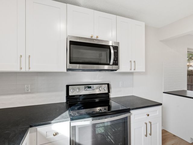 1826 Kingsbridge Drive, Garland, TX 75044