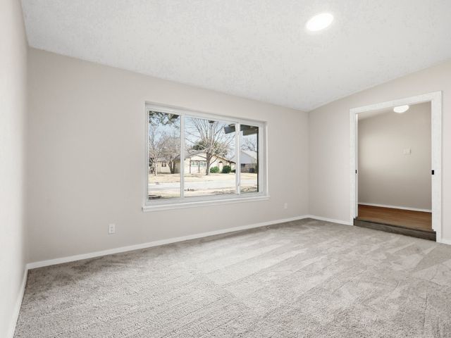 1826 Kingsbridge Drive, Garland, TX 75044