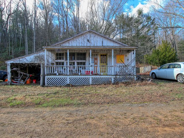 8214 Charity HWY, Ferrum, VA 24088