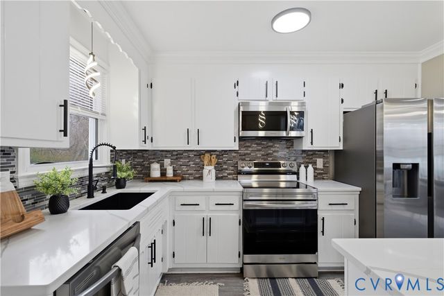 20104 Starr Ct, South Chesterfield, VA 23803