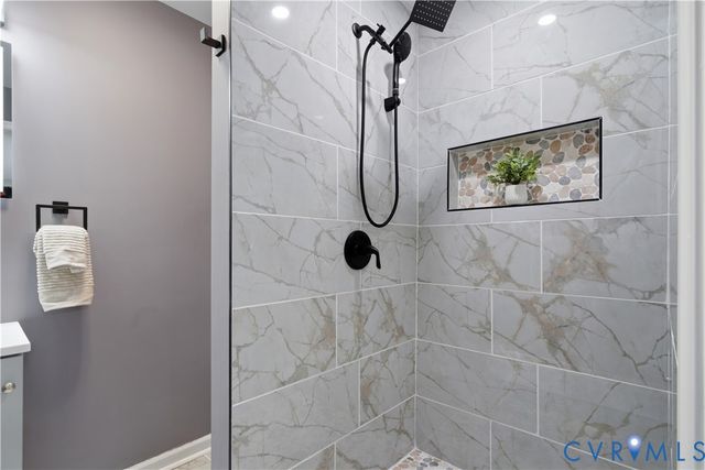 20104 Starr Ct, South Chesterfield, VA 23803