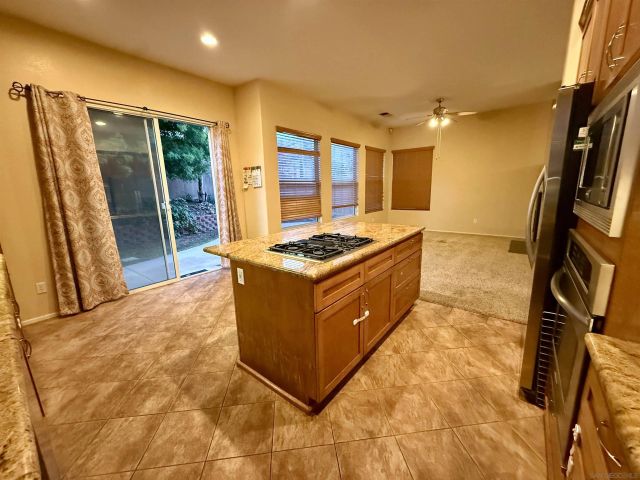 12061 Daymark Ct, San Diego, CA 92131