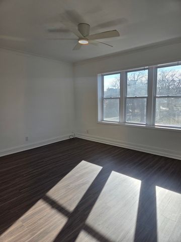 2822 W Marquette Road 2F, Chicago, IL 60629