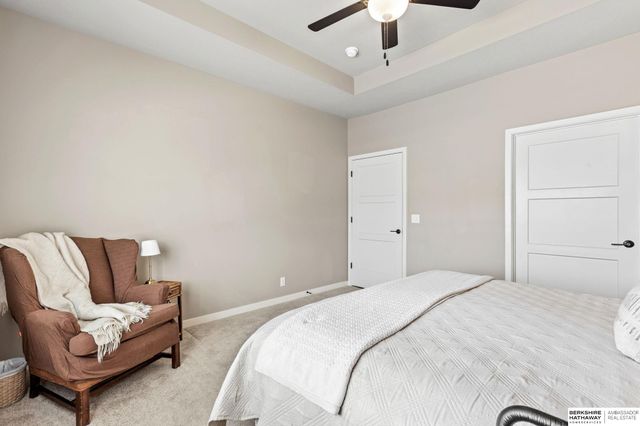 6406 S 213 Street, Elkhorn, NE 68022