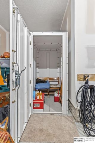 6406 S 213 Street, Elkhorn, NE 68022