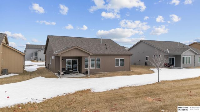 6406 S 213 Street, Elkhorn, NE 68022