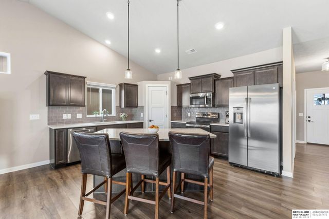 6406 S 213 Street, Elkhorn, NE 68022