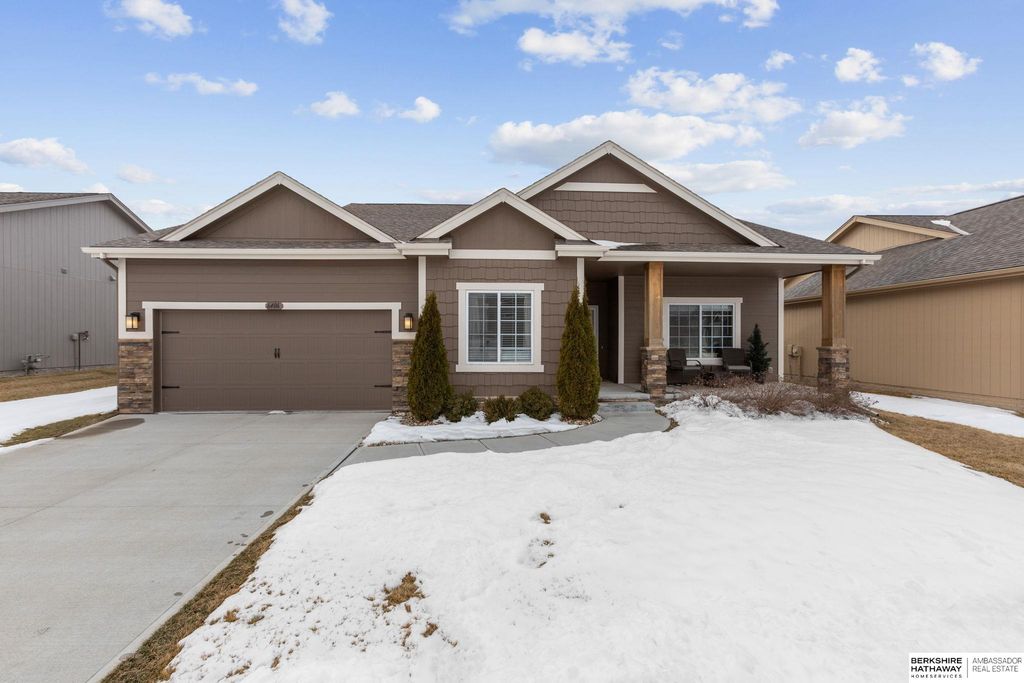 6406 S 213 Street, Elkhorn, NE 68022