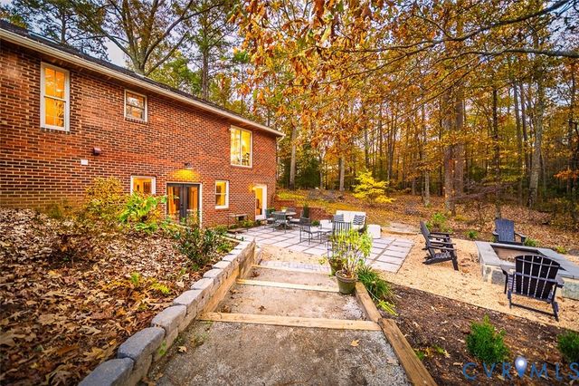 2401 Powderhorn Dr, Henrico, VA 23231