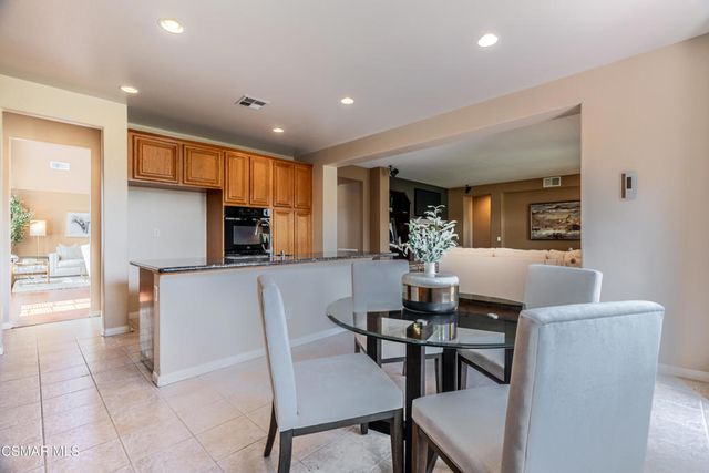 4300 Via Entrada, Newbury Park, CA 91320