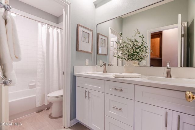 4300 Via Entrada, Newbury Park, CA 91320