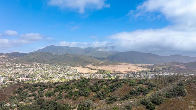 4300 Via Entrada, Newbury Park, CA 91320
