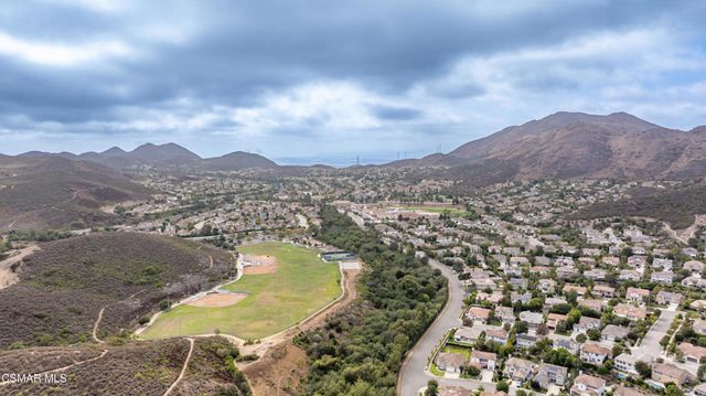 4300 Via Entrada, Newbury Park, CA 91320