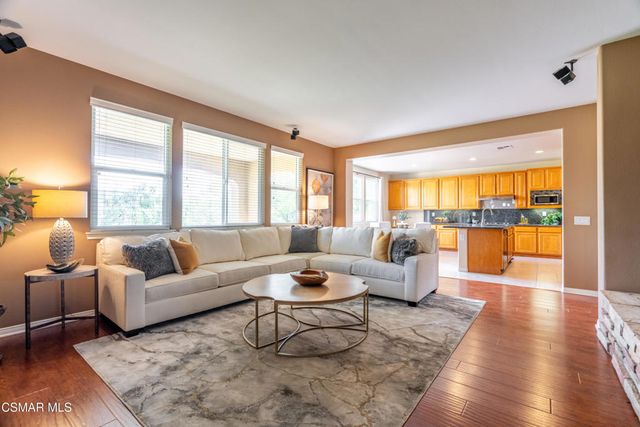 4300 Via Entrada, Newbury Park, CA 91320