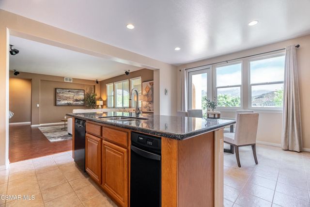 4300 Via Entrada, Newbury Park, CA 91320