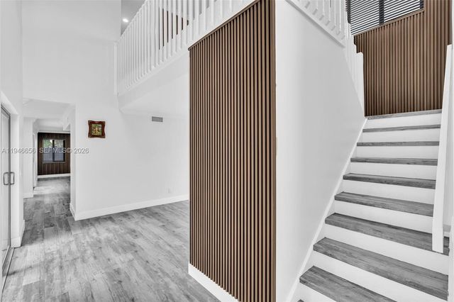 17532 NW 61st Ct N, Hialeah, FL 33015