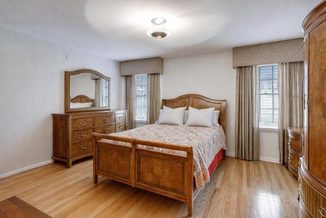 1734 Windfield Drive, Munster, IN 46321