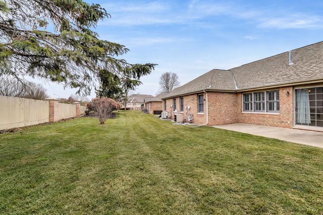 1734 Windfield Drive, Munster, IN 46321