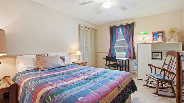 6142 Penn Dr, Penn Twp, PA 16002