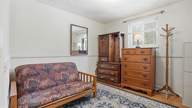 6142 Penn Dr, Penn Twp, PA 16002