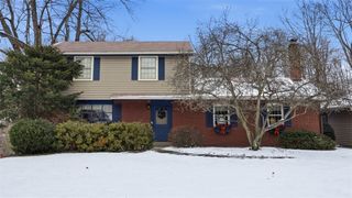 6142 Penn Dr, Penn Twp, PA 16002