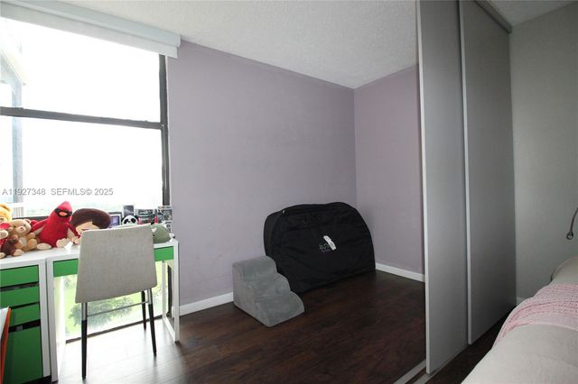 20379 W Country Club Drive 2237, Aventura, FL 33180