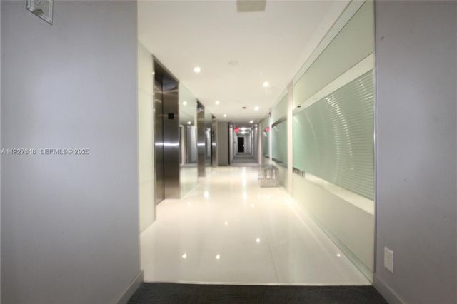 20379 W Country Club Drive 2237, Aventura, FL 33180