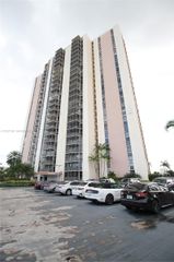 20379 W Country Club Drive 2237, Aventura, FL 33180