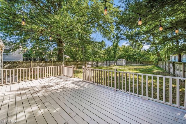 913 Glenside Road, South Euclid, OH 44121