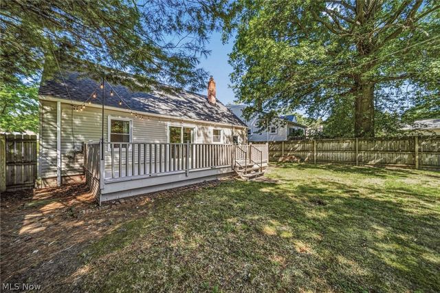913 Glenside Road, South Euclid, OH 44121