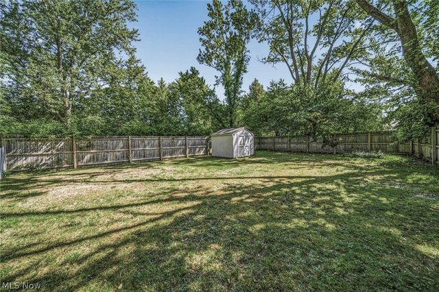 913 Glenside Road, South Euclid, OH 44121