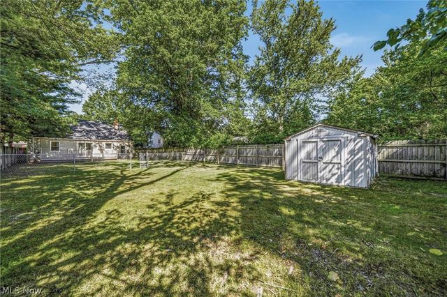 913 Glenside Road, South Euclid, OH 44121