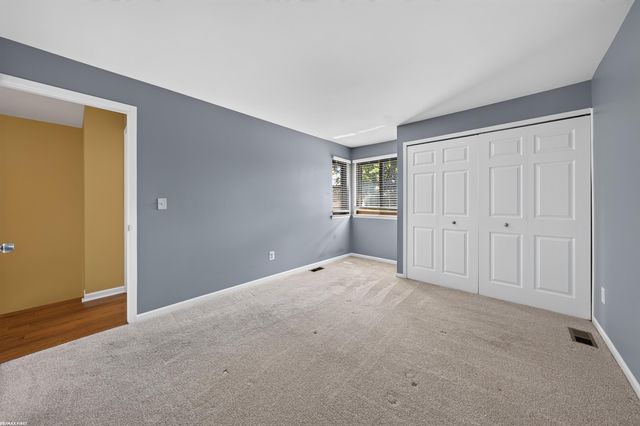 8224 Clay Court Court 11, Sterling Heights, MI 48313